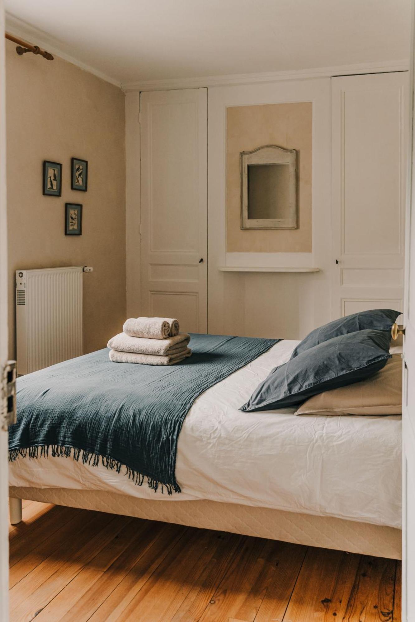 Maison D'Hotes Et Gite De Charme Avec Piscine, La Lhuiseraie Cameră foto